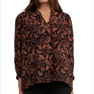 NWT ELAN Autumn Print 3/4 Sleeve Split Neck Tie Front Top Size Small